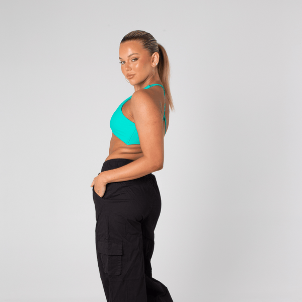 Kyra D Twist Crop
